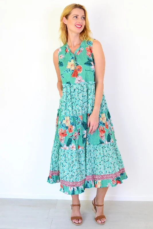 Sleeveless Kaleici Floral Dress