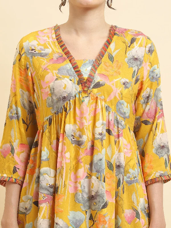 Women Liva Rayon Yellow Floral Print Tunic