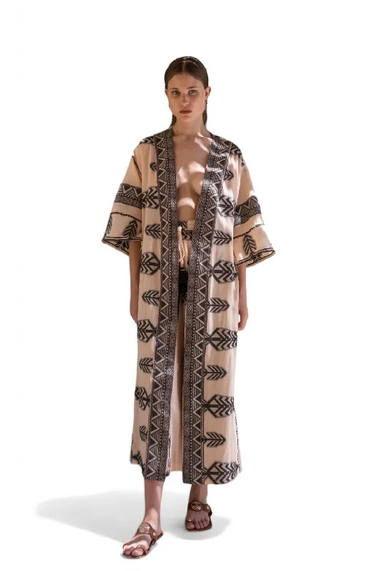 Hermina Kimono In Black/salmon