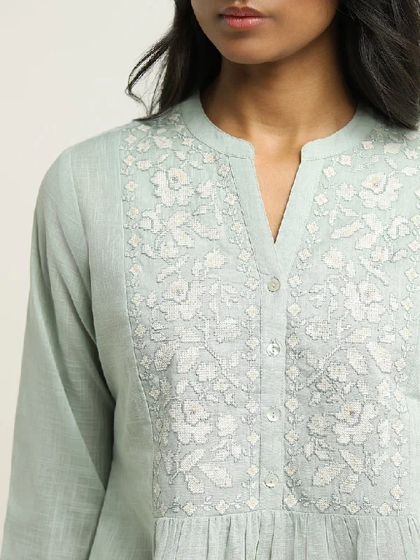 Utsa Green Embroidered Cotton Kurti