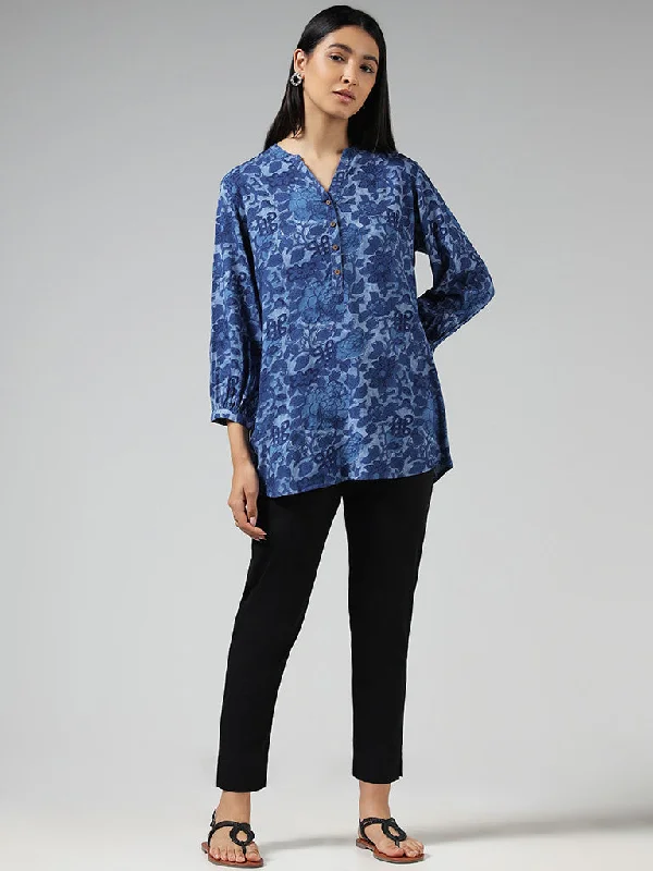 Utsa Indigo Floral Printed Kurti