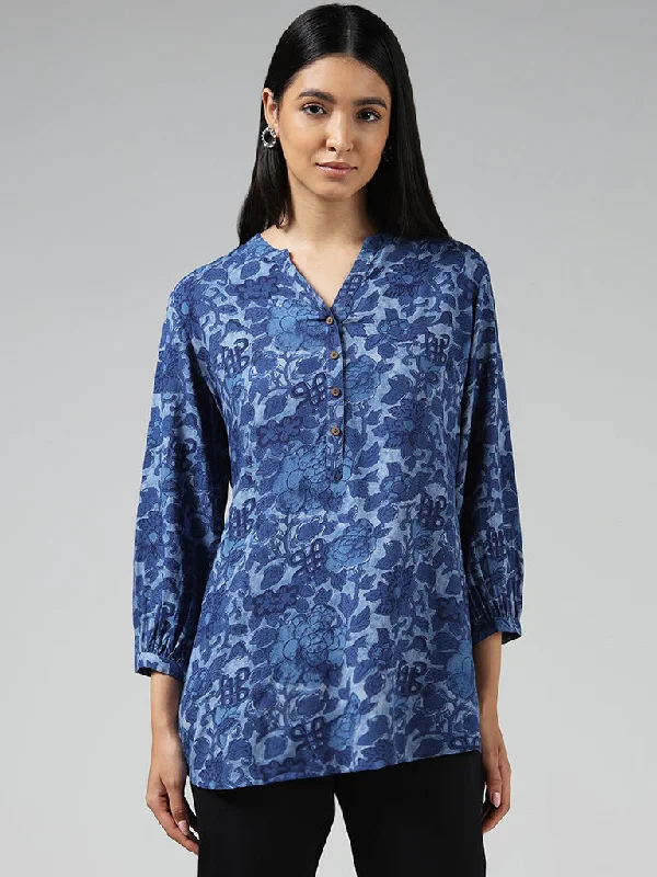 Utsa Indigo Floral Printed Kurti