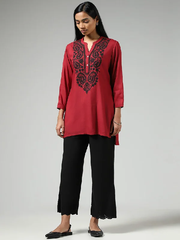 Utsa Red Paisley Floral Embroidered Kurti