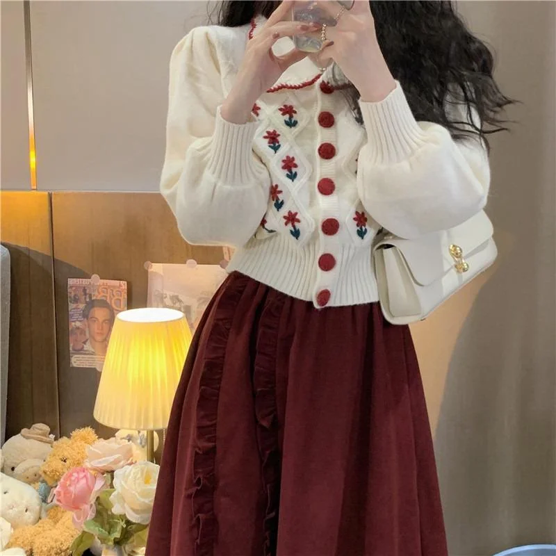 Women's Cute Puff Sleeved Floral Embroidered Cardigan