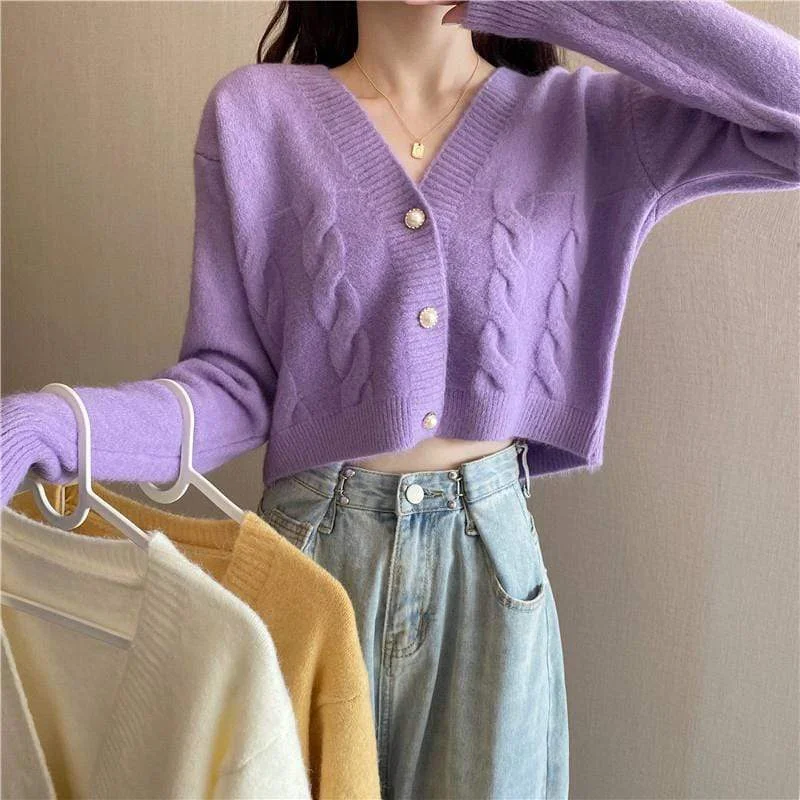 Women's Kawaii Plunging Cable Knitted Cardigan