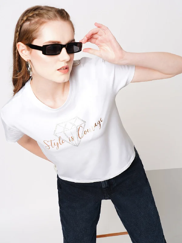 Women Typography & Chest Print Slim Fit Crop T-Shirt